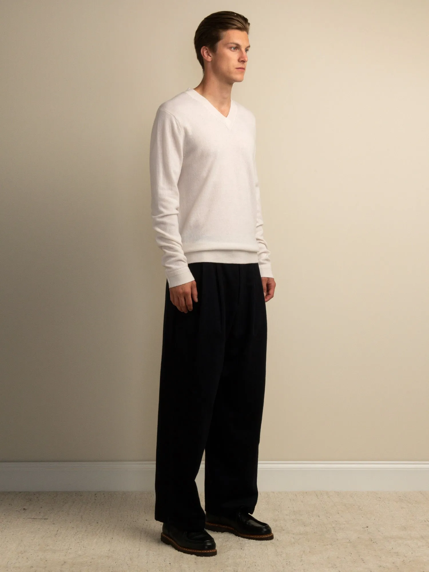 Men V Neck Sweater_Vintage White